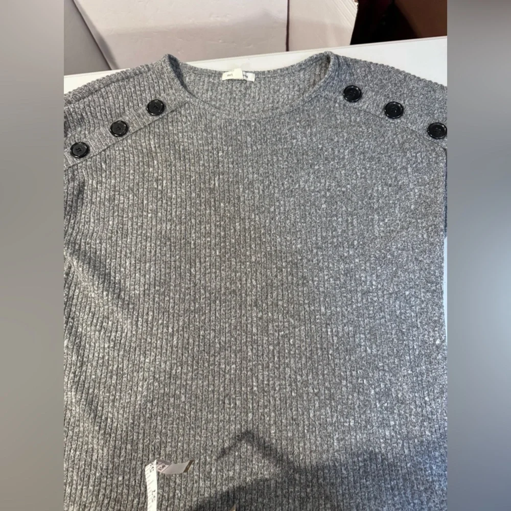 don’t.stop.believing Grey Sweater with Buttons, Size L